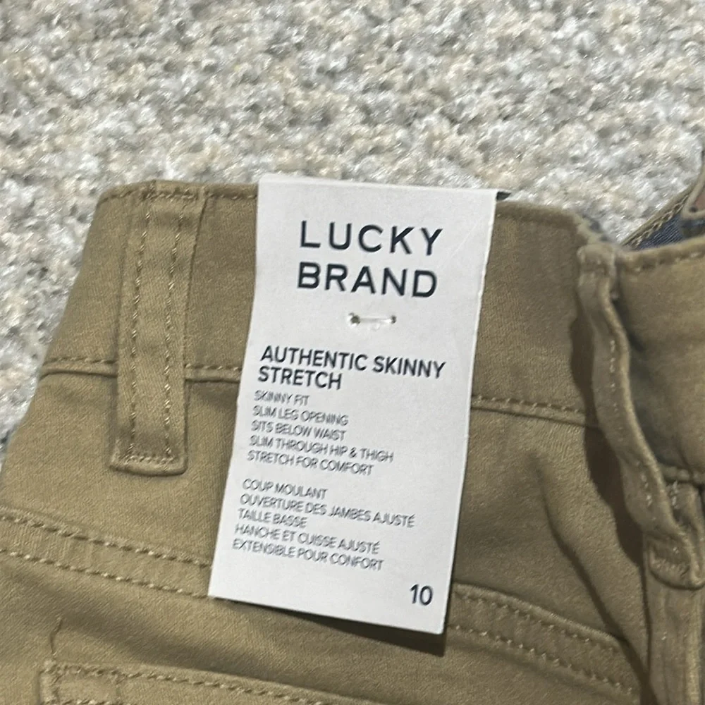 LUCKY BRAND boy’s authentic skinny stretch adjustable Khaki Pants jeans Size 10